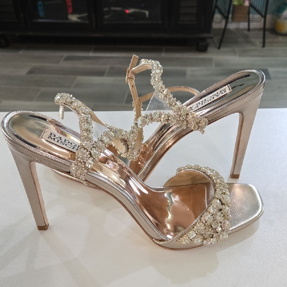 Badgley Mischka Galia Crystal Ankle Strap Evening Bridal Strappy Heels Size 10 - Picture 3 of 12